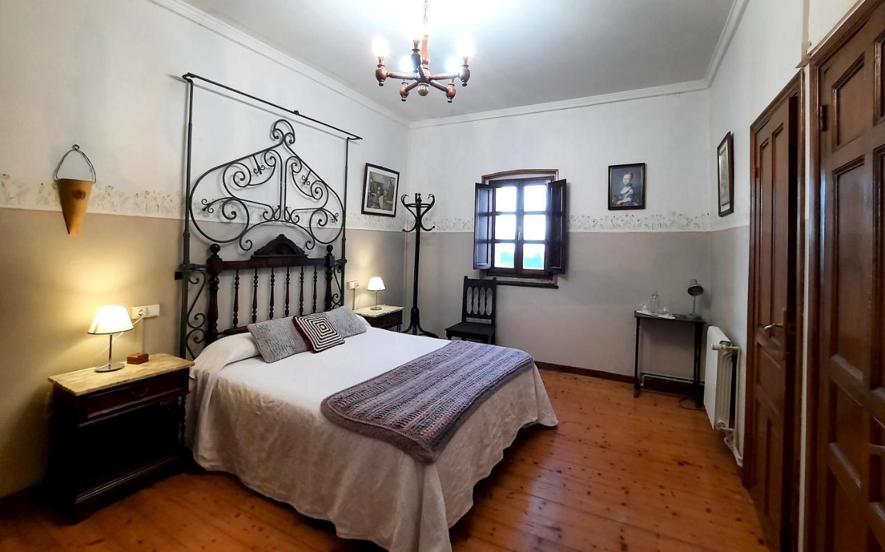 La Casona De Villanueva De Pria Екстер'єр фото